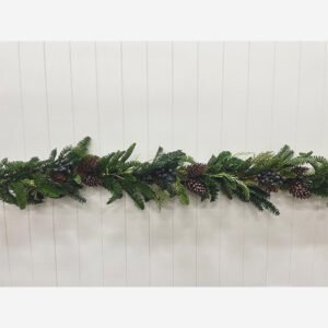 Green Garland with Pine Cones and Blueberries – Green – 6ft