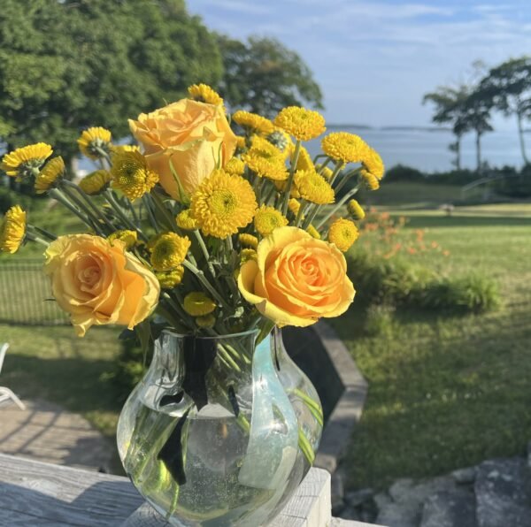 Yellow or Cream Roses & Poms - Image 4